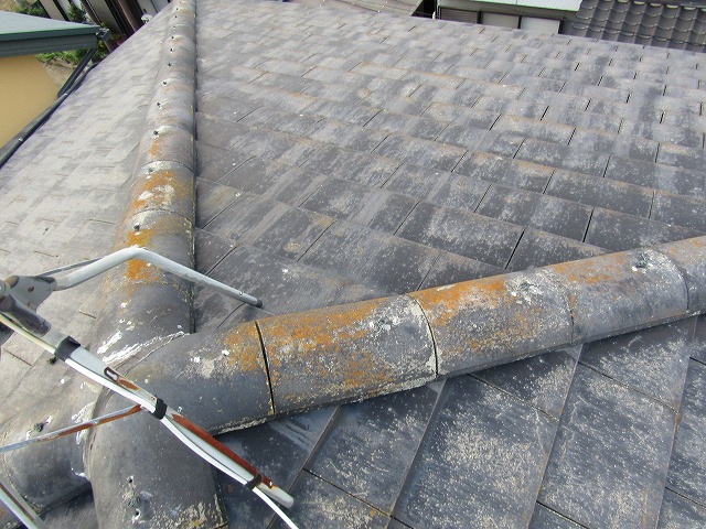 劣化した屋根