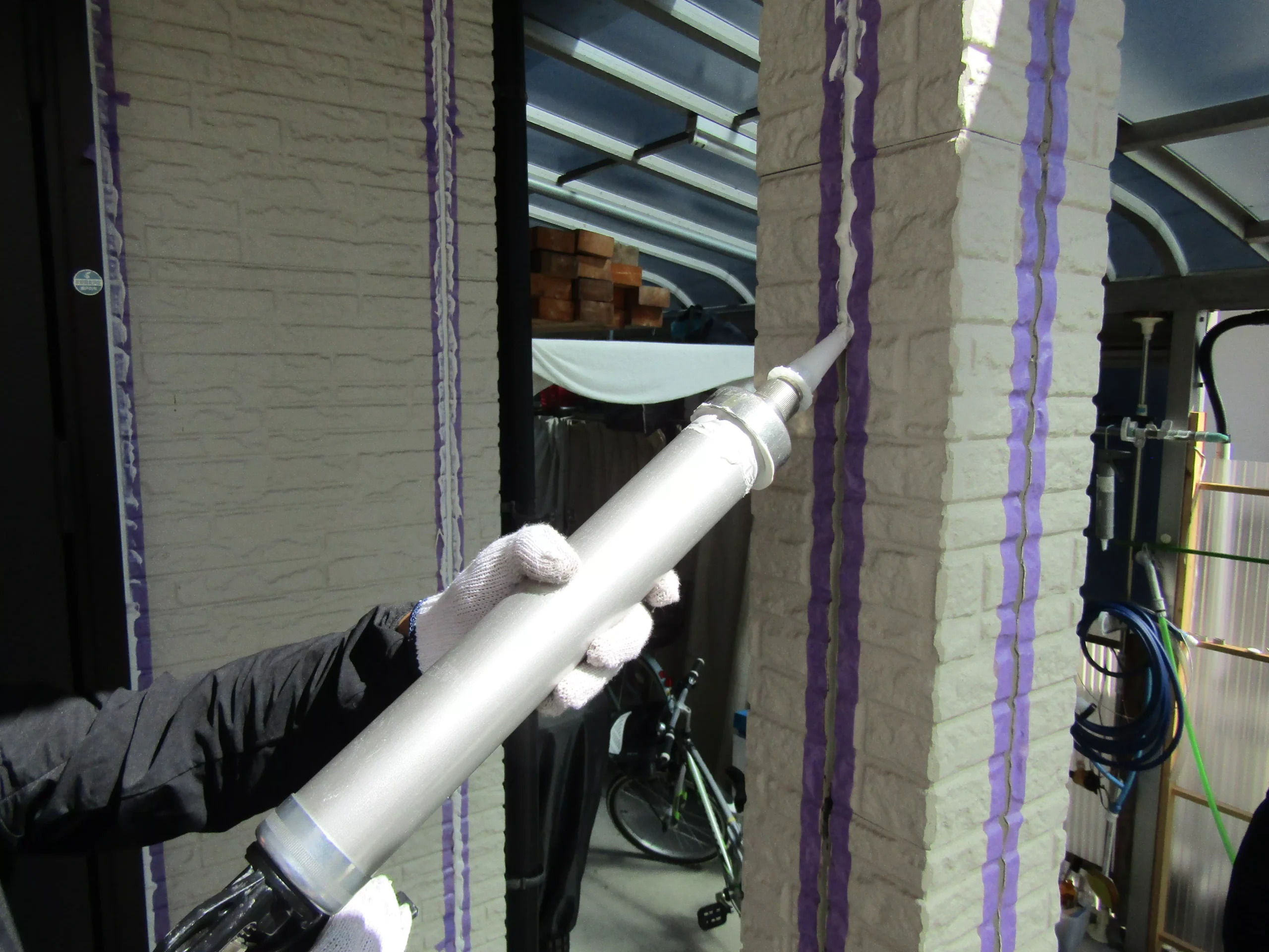 シーリングの充填