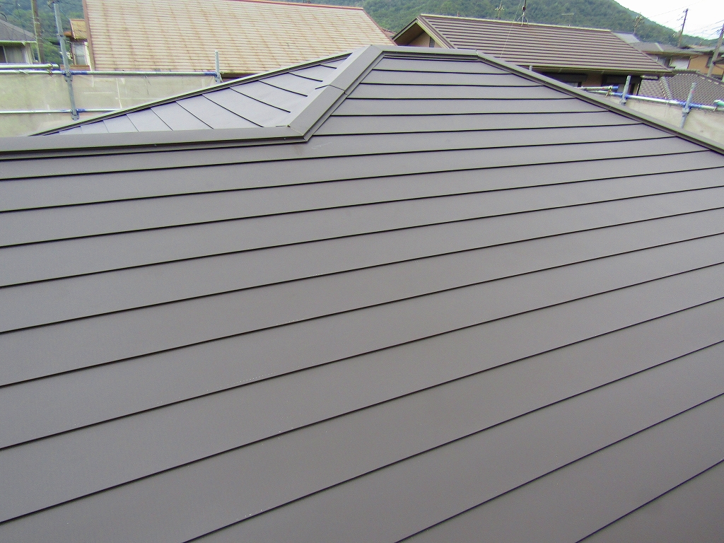 倉敷市屋根カバー工法完成