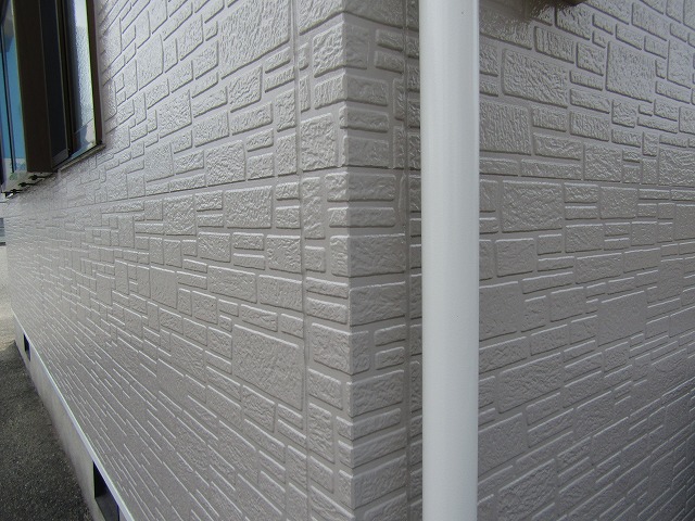 外壁も樋もキレイに