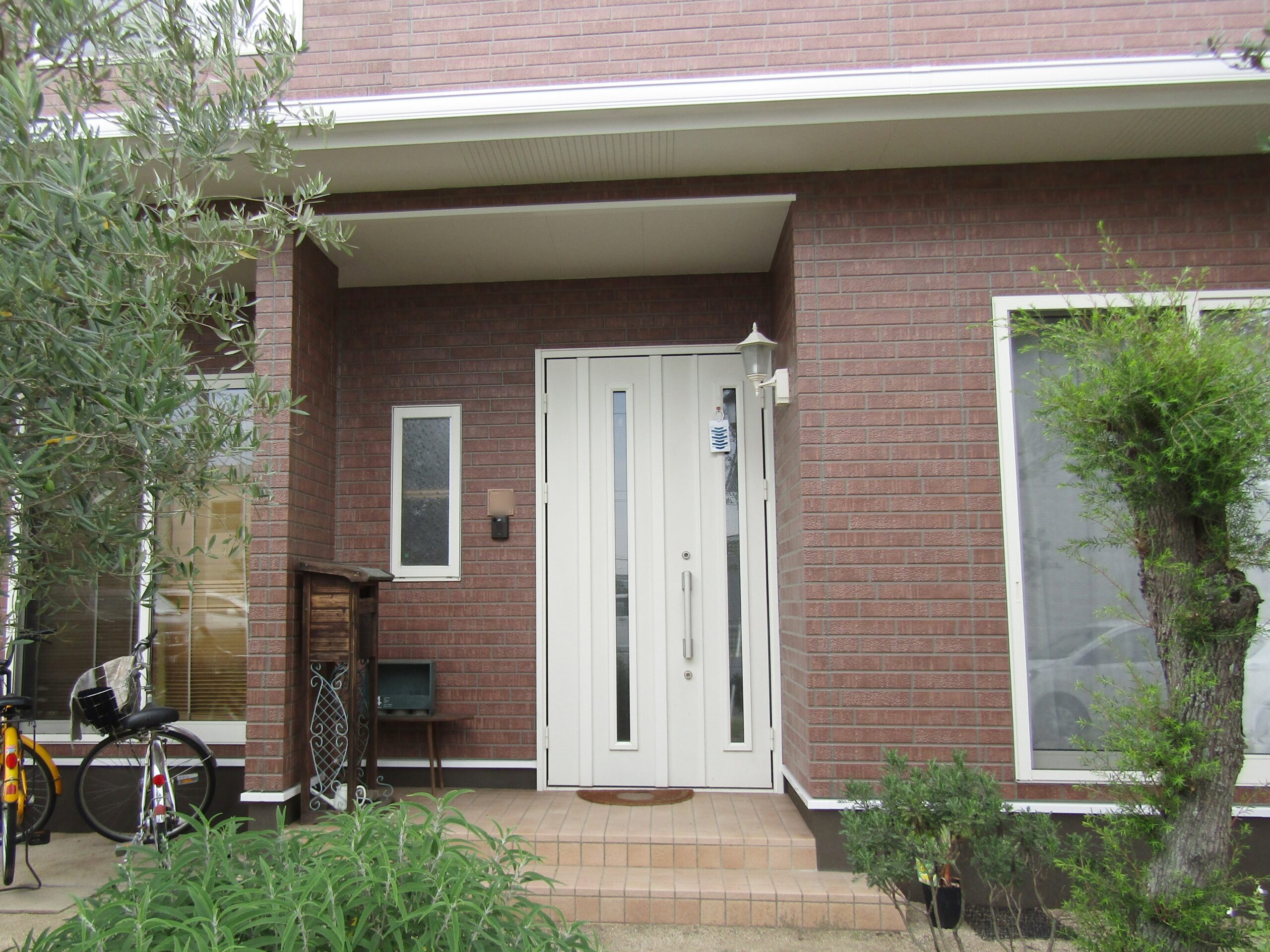 クリヤー塗装の外壁完成