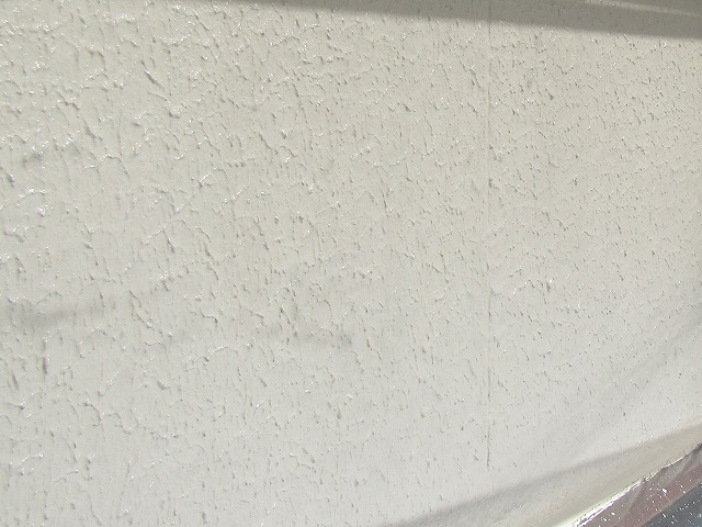 外壁　アヤメカット模様