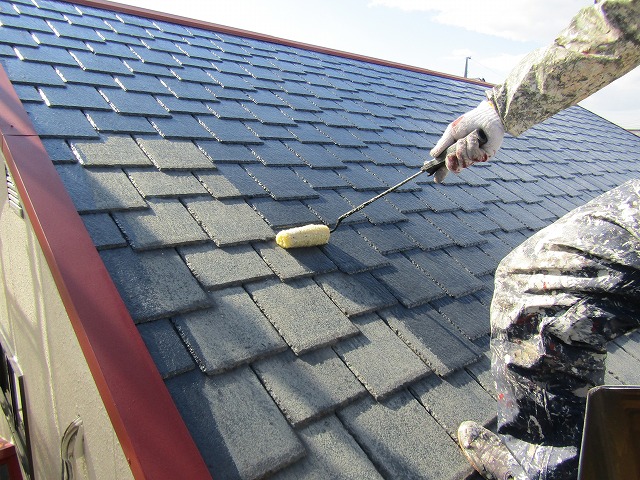 屋根の下塗り塗装