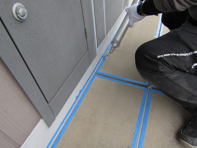 コーキングの打ち替え