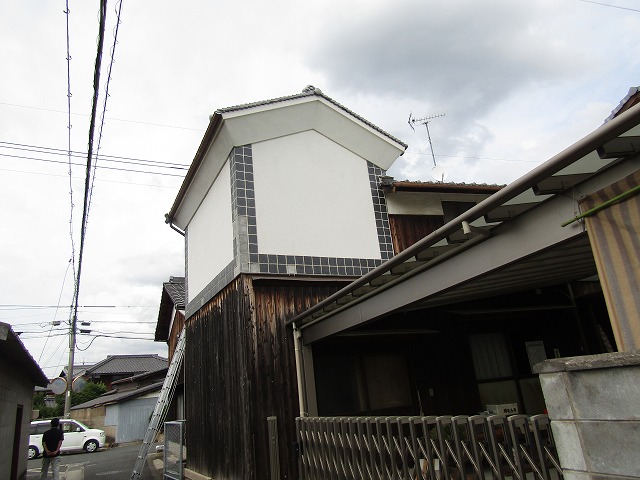 雨漏りしていた蔵