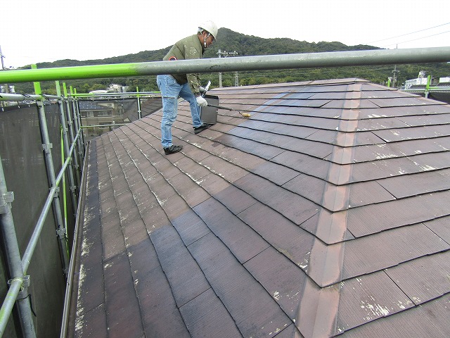 屋根の下塗り塗装