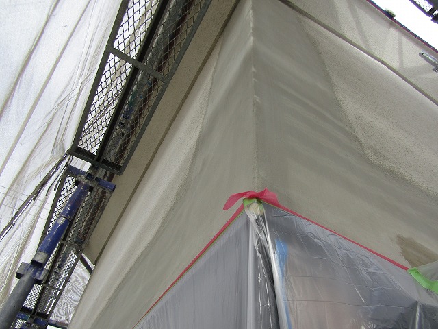 タイルを外しフィラーで平らにする