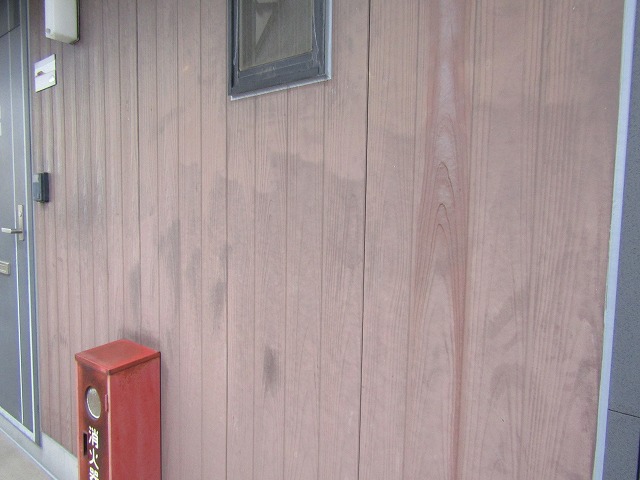 木目調サイディングの塗装前