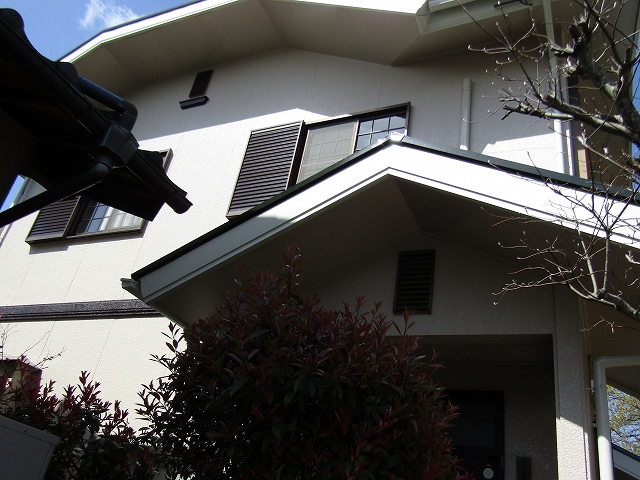 破風板金カバー工法