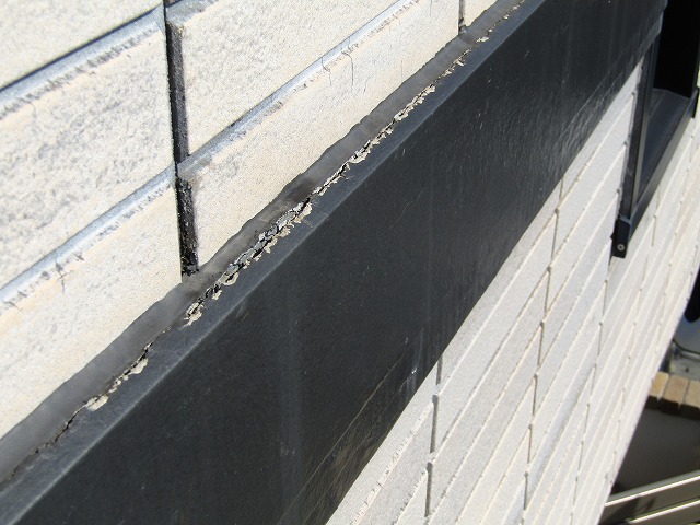 胴差のコーキングの劣化