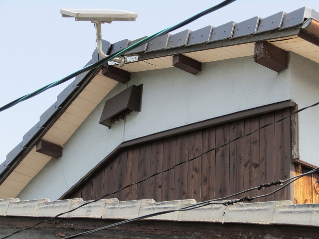 屋根葺き替えと板金工事完成