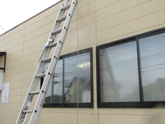 雨漏り　散水調査