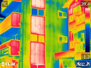 雨漏り　サーモグラフィー