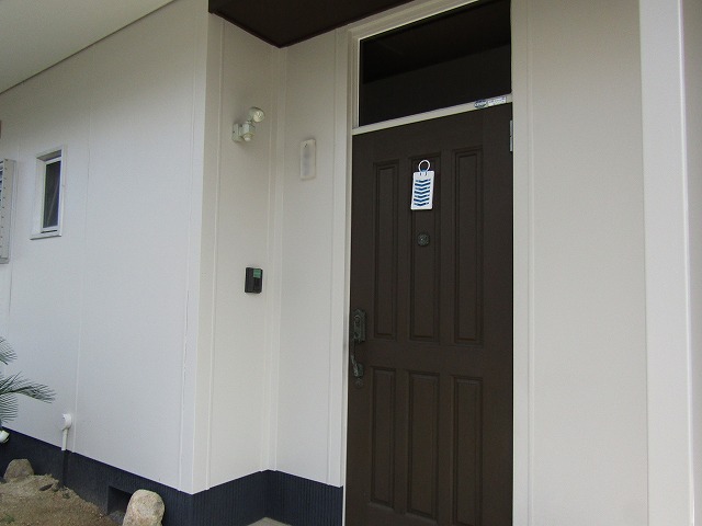 ドアの塗装完成