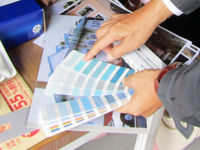 イメージに近い色の聞き取り