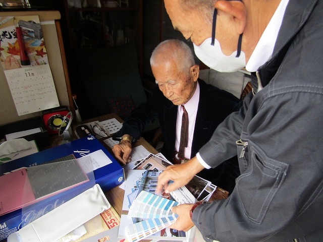 色打ち合わせの様子