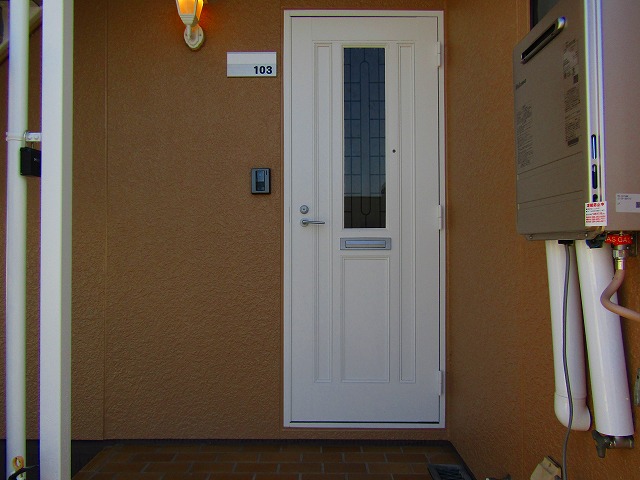 玄関ドア塗装完成