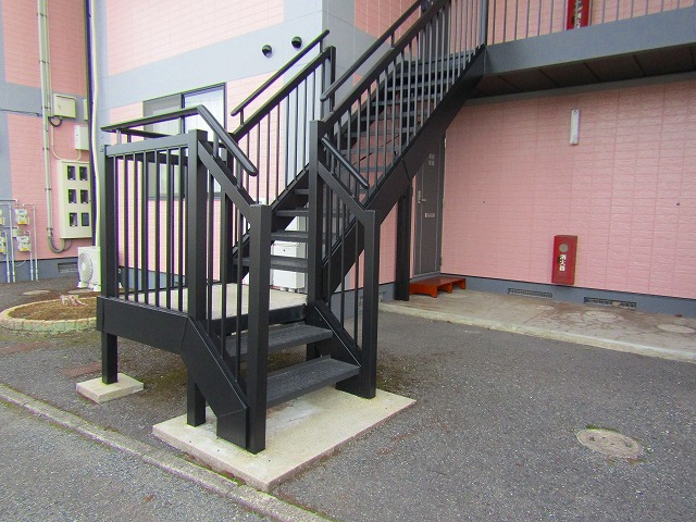 階段塗装　完成