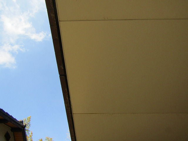 軒天雨漏り工事