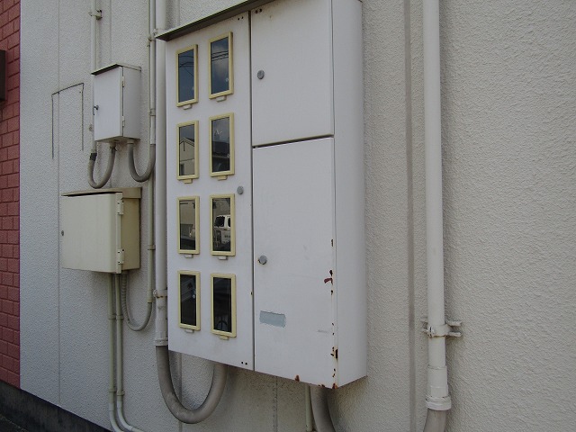 電気ボックス塗装前