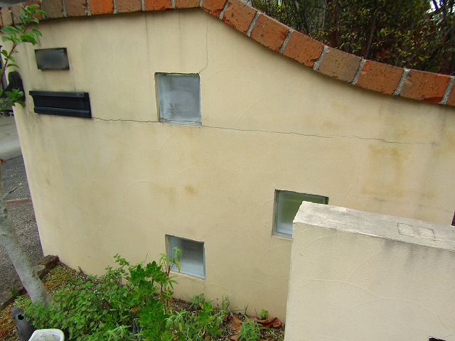 塀の塗装前