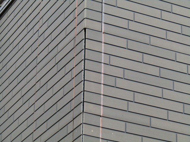 コーナーの割れ