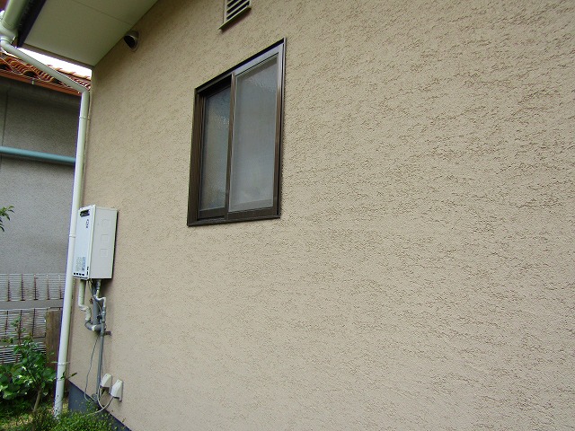 ベージュのトラバーチン