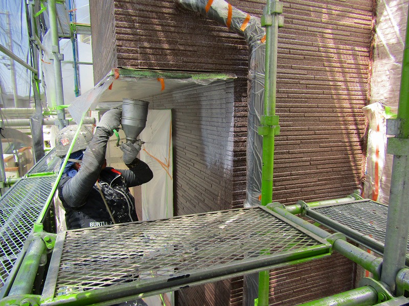 グラナート 上塗り