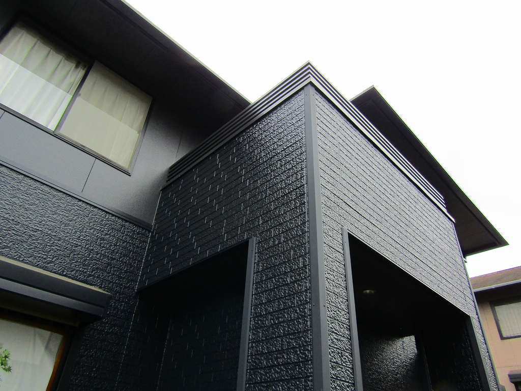 コーナーの板金カバー