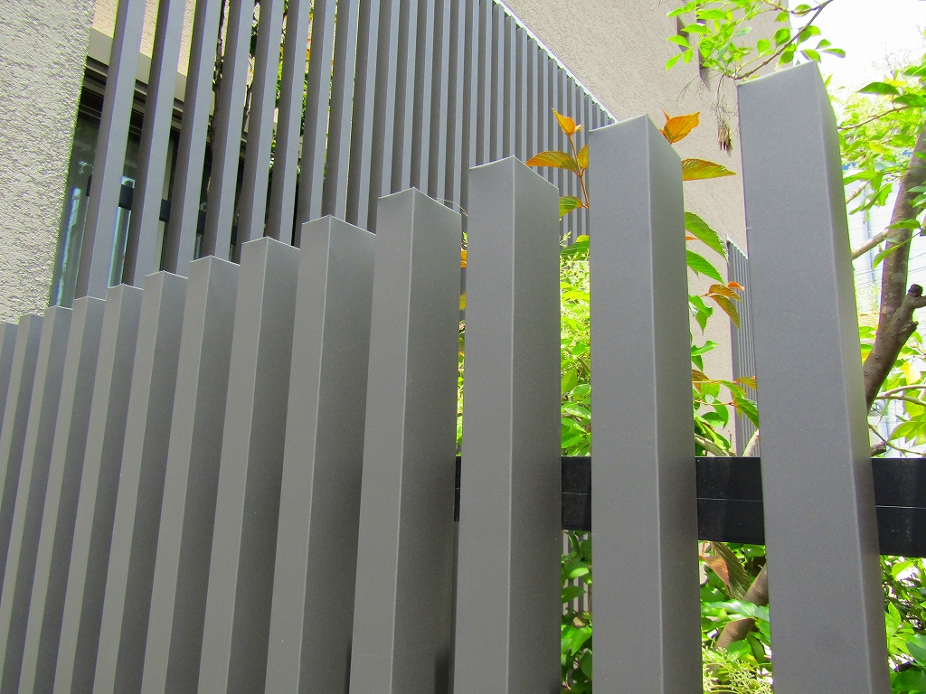 目隠しフェンス修繕後